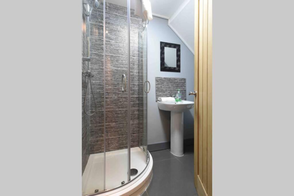 Back Turner Townhouse Apartment Manchester Exterior photo